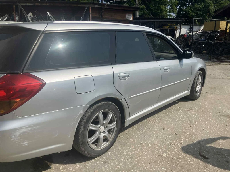 Subaru Legacy 2.0i ръчни скорости, снимка 6 - Автомобили и джипове - 52734184