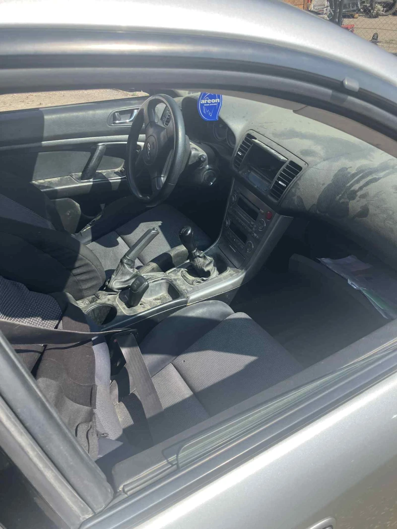 Subaru Legacy 2.0i ръчни скорости, снимка 7 - Автомобили и джипове - 52734184