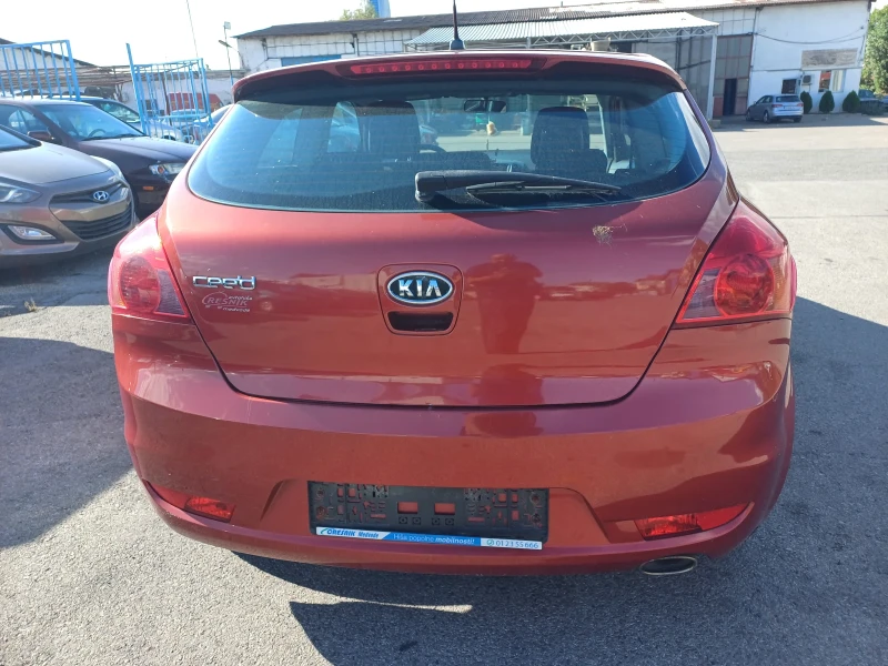 Kia Ceed 1.4.     2008г., снимка 12 - Автомобили и джипове - 51696822