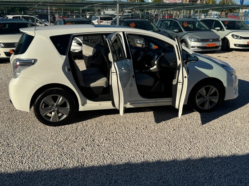 Toyota Verso 1.6D4D* KAMERA* PANORAMA* 6sk* ПЕРЛА* ЛИЗИНГ, снимка 6 - Автомобили и джипове - 51823738