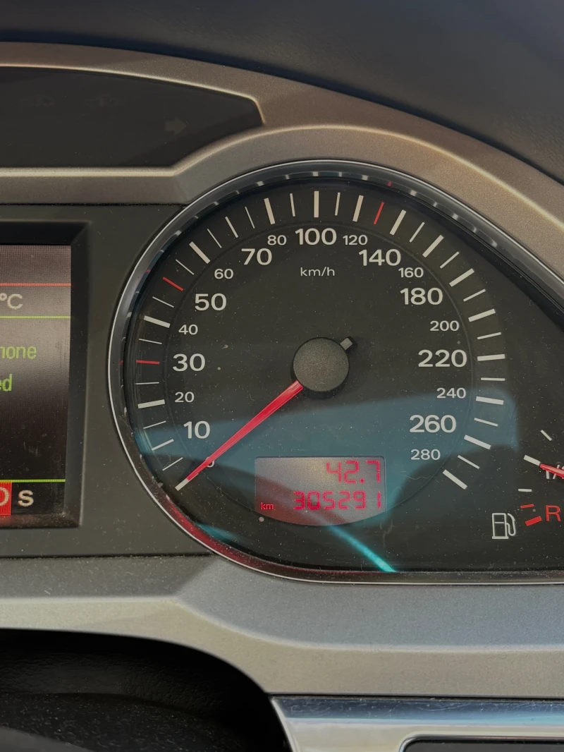 Audi A6, снимка 13 - Автомобили и джипове - 52265850