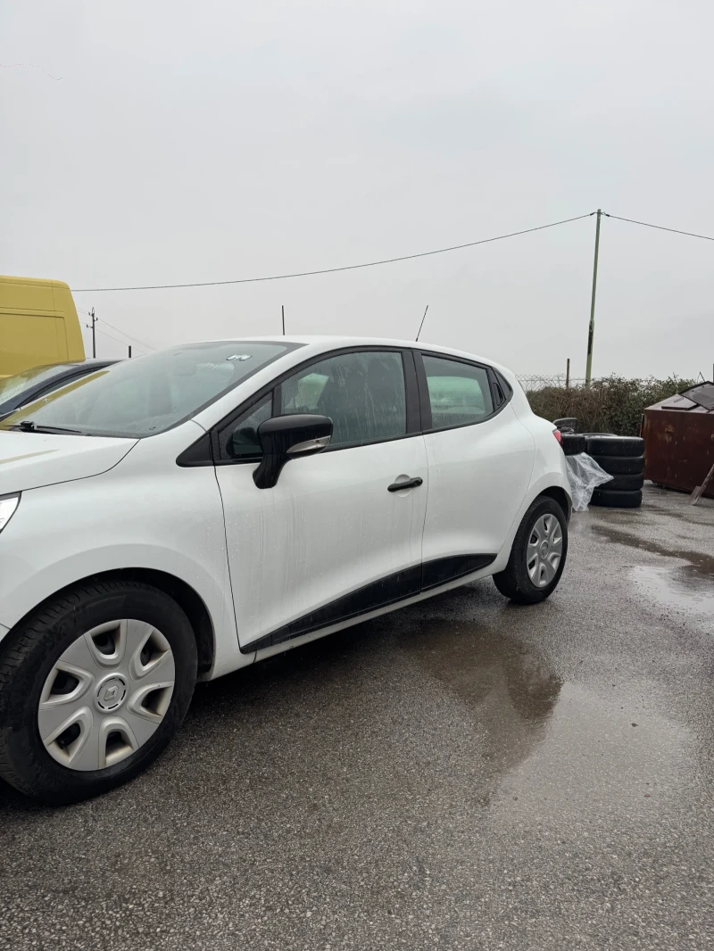 Renault Clio 1.5 Dci, снимка 6 - Автомобили и джипове - 52386252