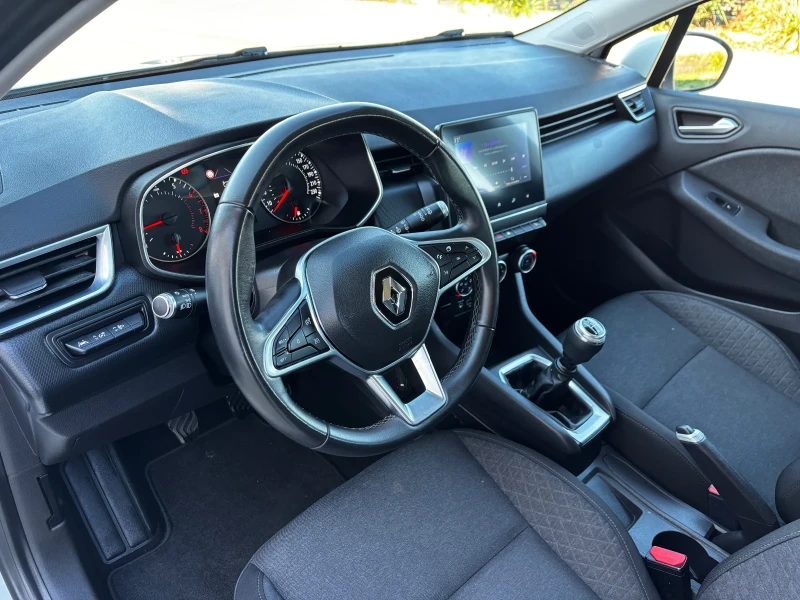 Renault Clio 1.0* 133 000 КМ* SERVICE BOOK* KTEO* COC, снимка 9 - Автомобили и джипове - 52414156