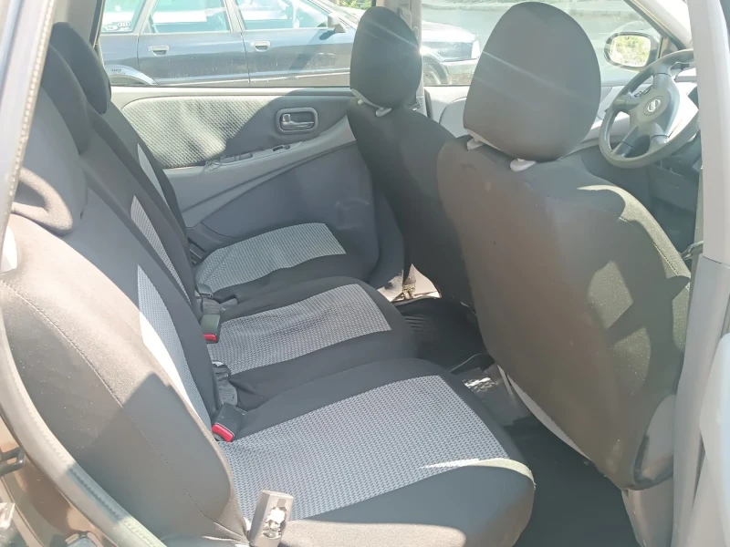 Nissan Almera tino, снимка 4 - Автомобили и джипове - 52454052