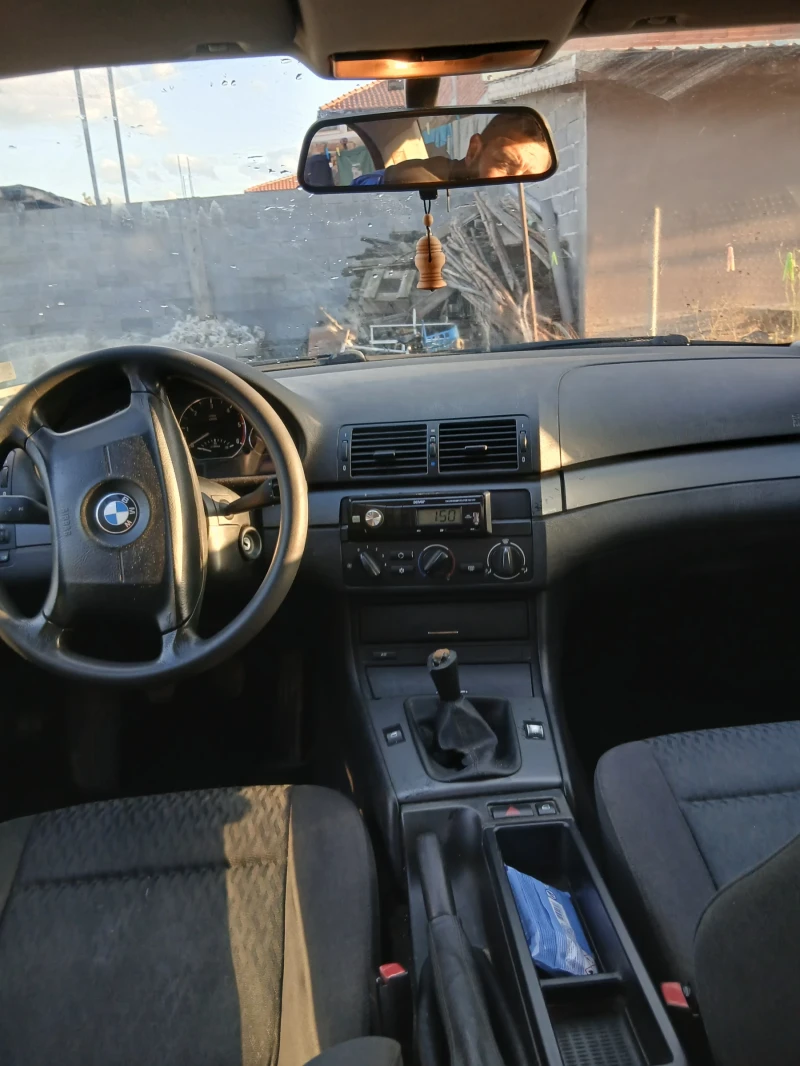 BMW 320, снимка 5 - Автомобили и джипове - 52592195