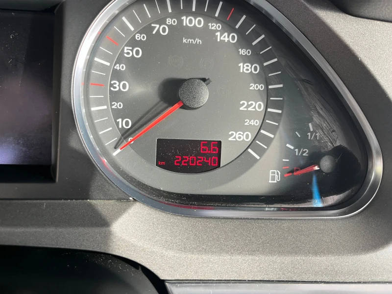 Audi A6 2.7TDI , снимка 15 - Автомобили и джипове - 52890081