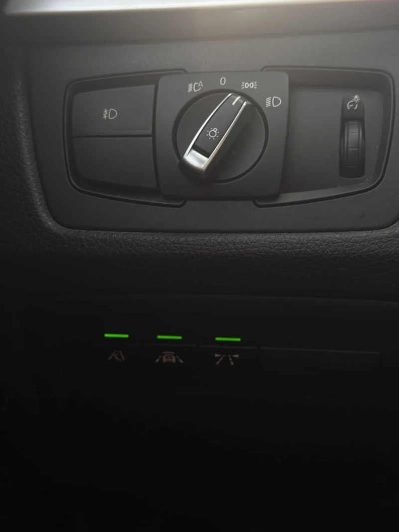 BMW 328 2018 LCI * M-PACK* HEAD-UP* BLACK OPTIC* DIGITAL* , снимка 13 - Автомобили и джипове - 53101219