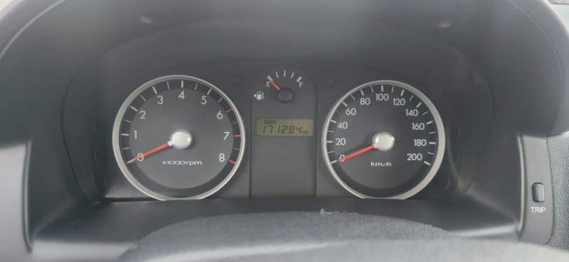 Hyundai Getz 1.1, снимка 8 - Автомобили и джипове - 53122199