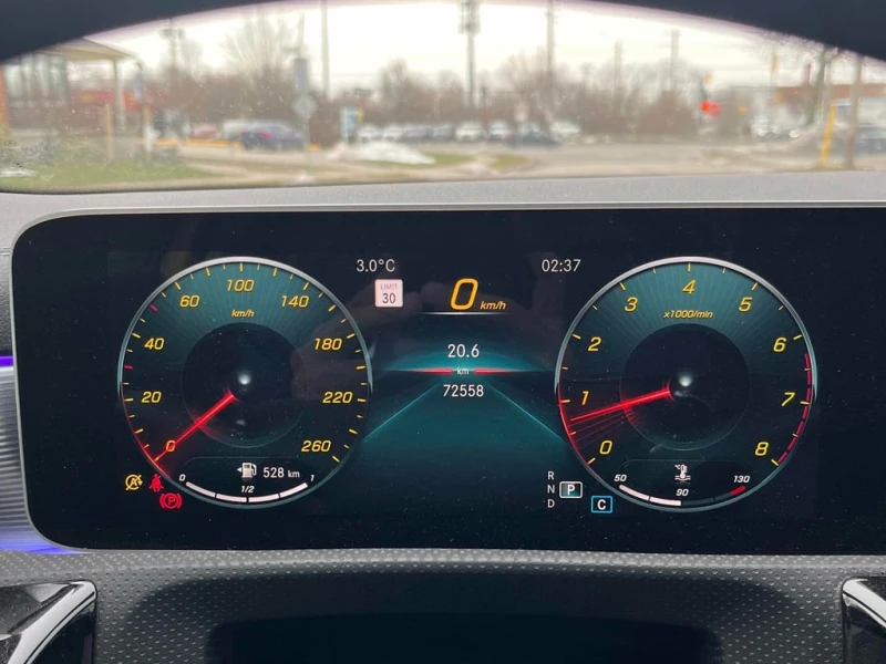 Mercedes-Benz A 250 * CARFAX * ДВА КЛЮЧА* ПАНОРАМА* , снимка 8 - Автомобили и джипове - 53266202