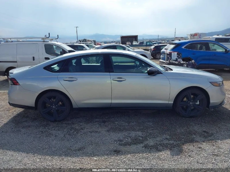 Honda Accord HYBRID Sport-L * КРАЙНА ЦЕНА* CARFAX, снимка 13 - Автомобили и джипове - 53360409