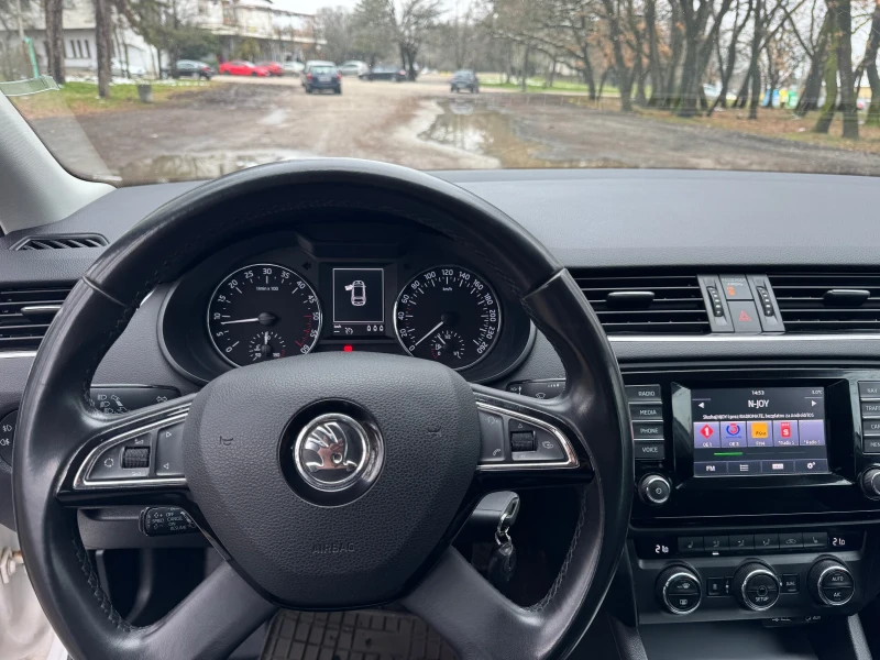 Skoda Octavia 2.0 TDI, снимка 11 - Автомобили и джипове - 53446588