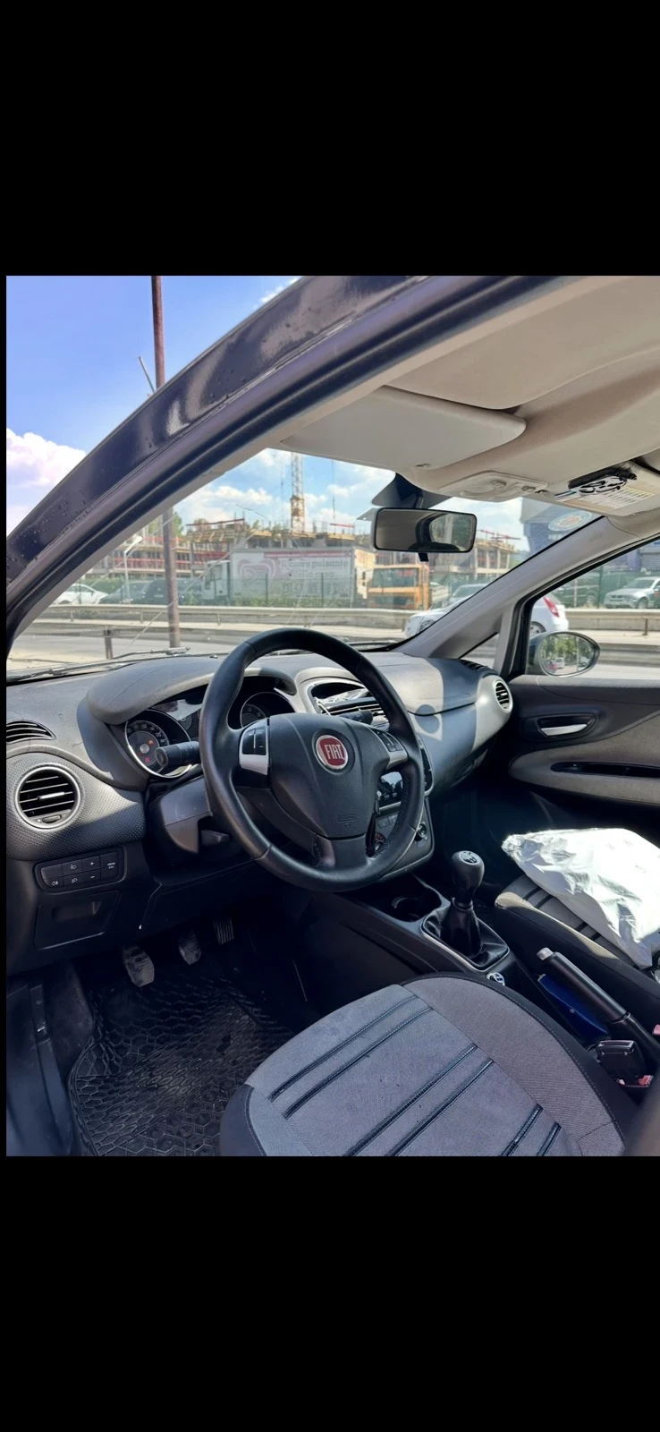 Fiat Punto 1.3 Multijet EVO, снимка 15 - Автомобили и джипове - 56261107