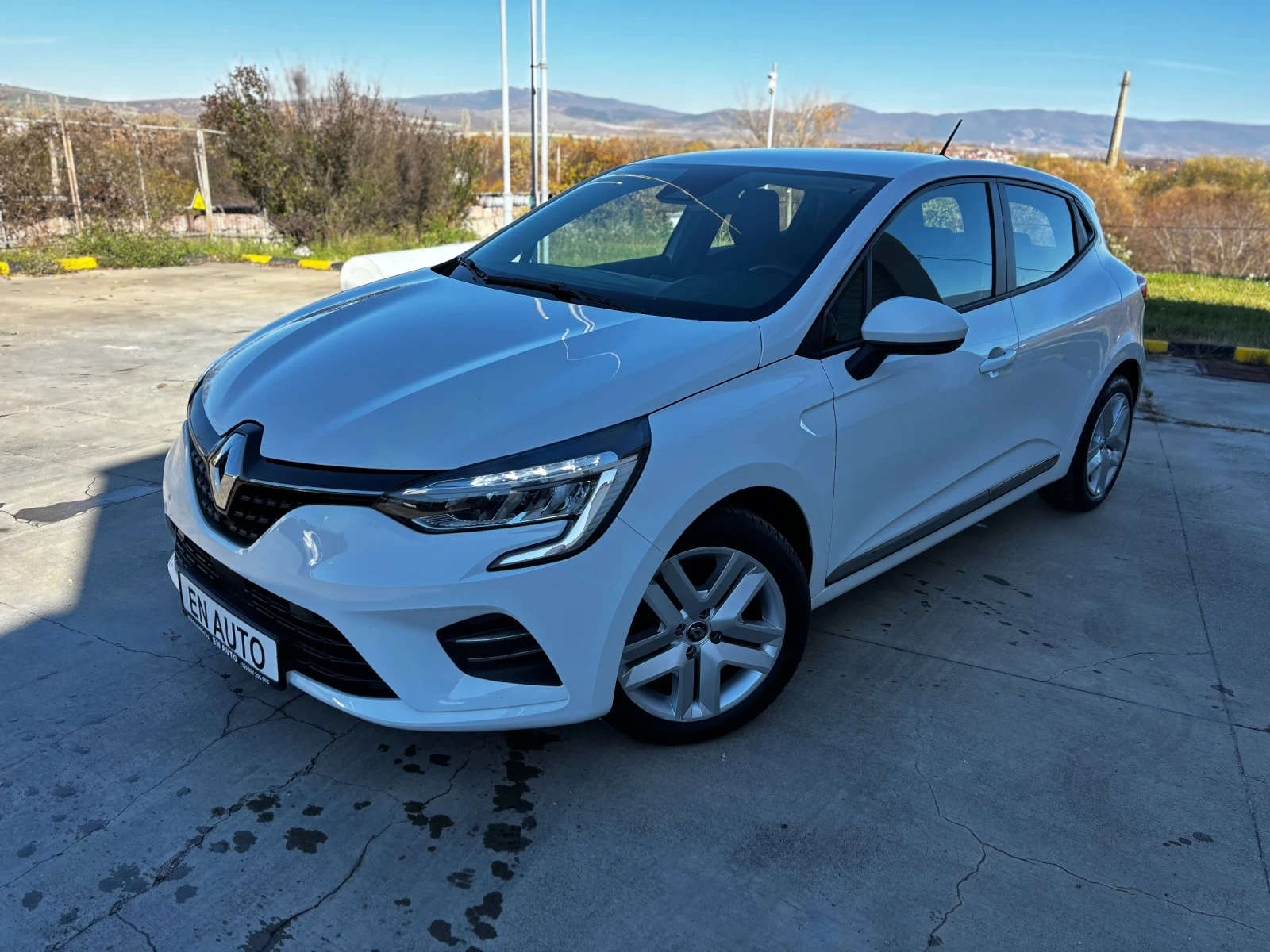 Renault Clio 1.0* 133 000 КМ* SERVICE BOOK* KTEO* COC, снимка 1