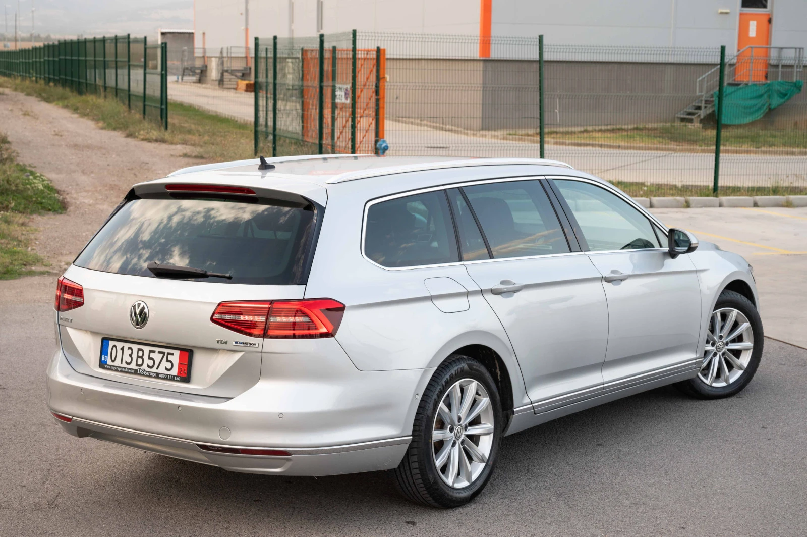 VW Passat 2.0TDI* HighLine* * * Keyless*  | Mobile.bg   13