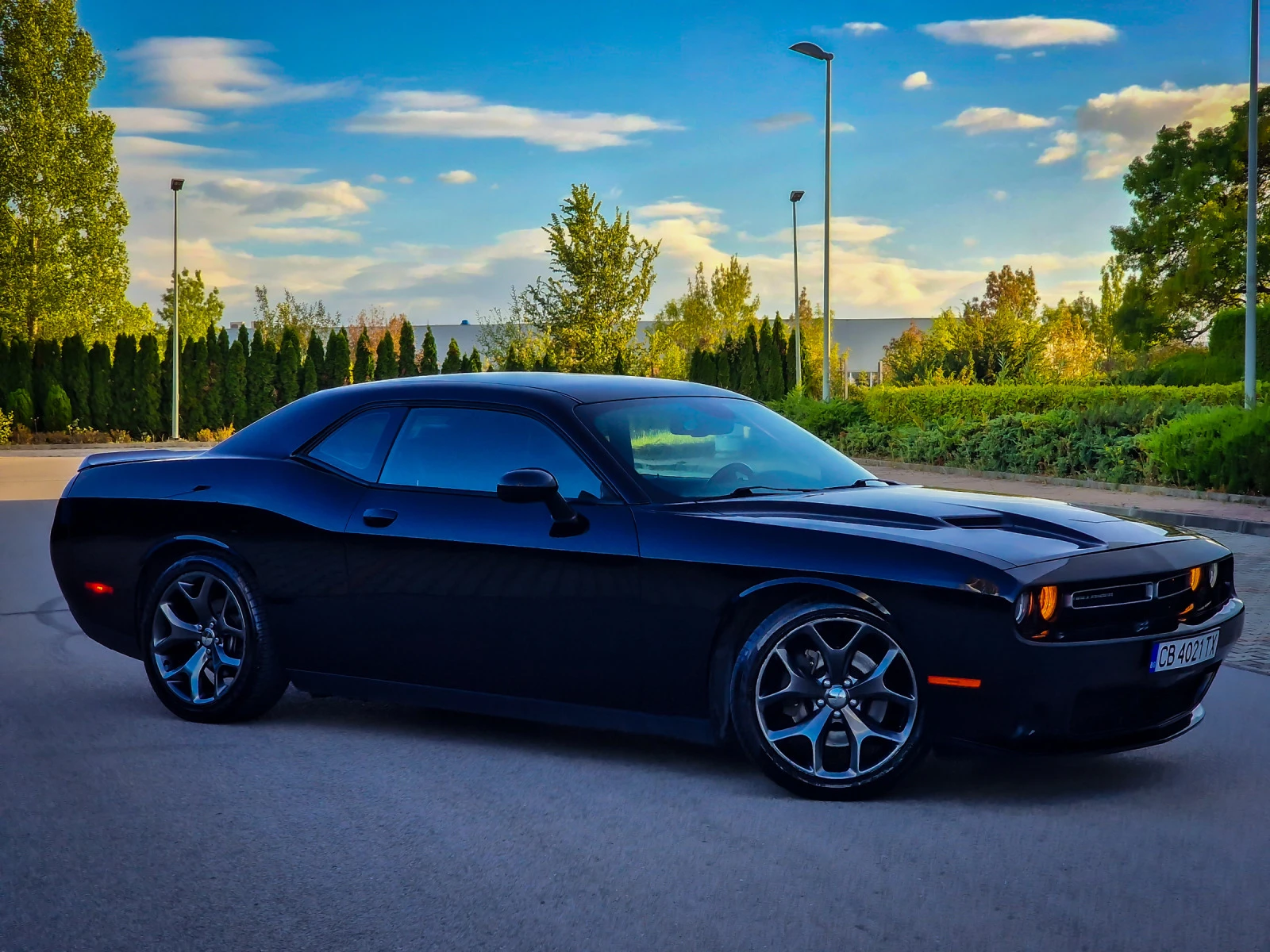 Dodge Challenger 3.6 SXT Газ. Инж. - изображение 4