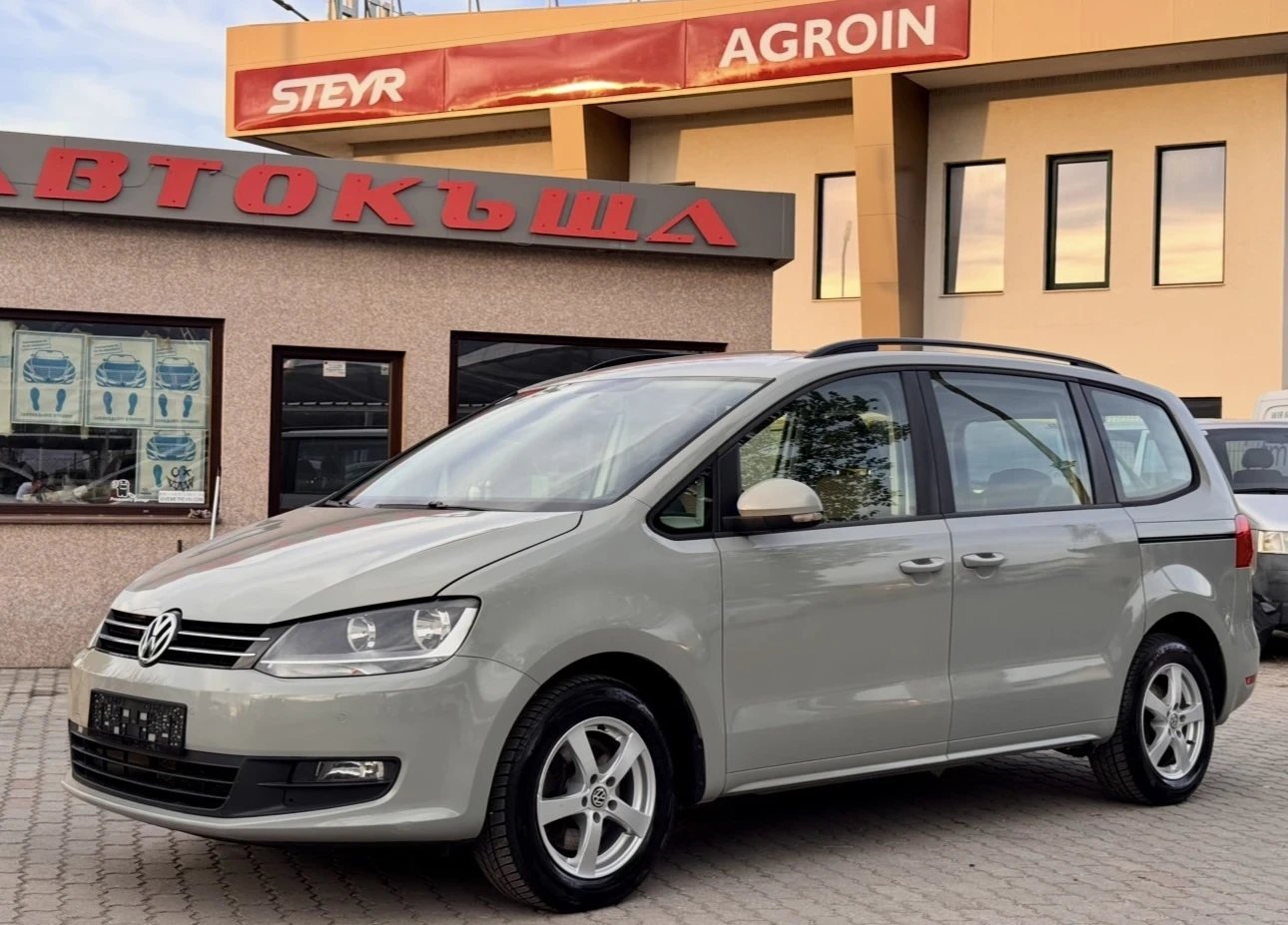 VW Sharan 2.0TDI / 4Motion(4x4) - изображение 2