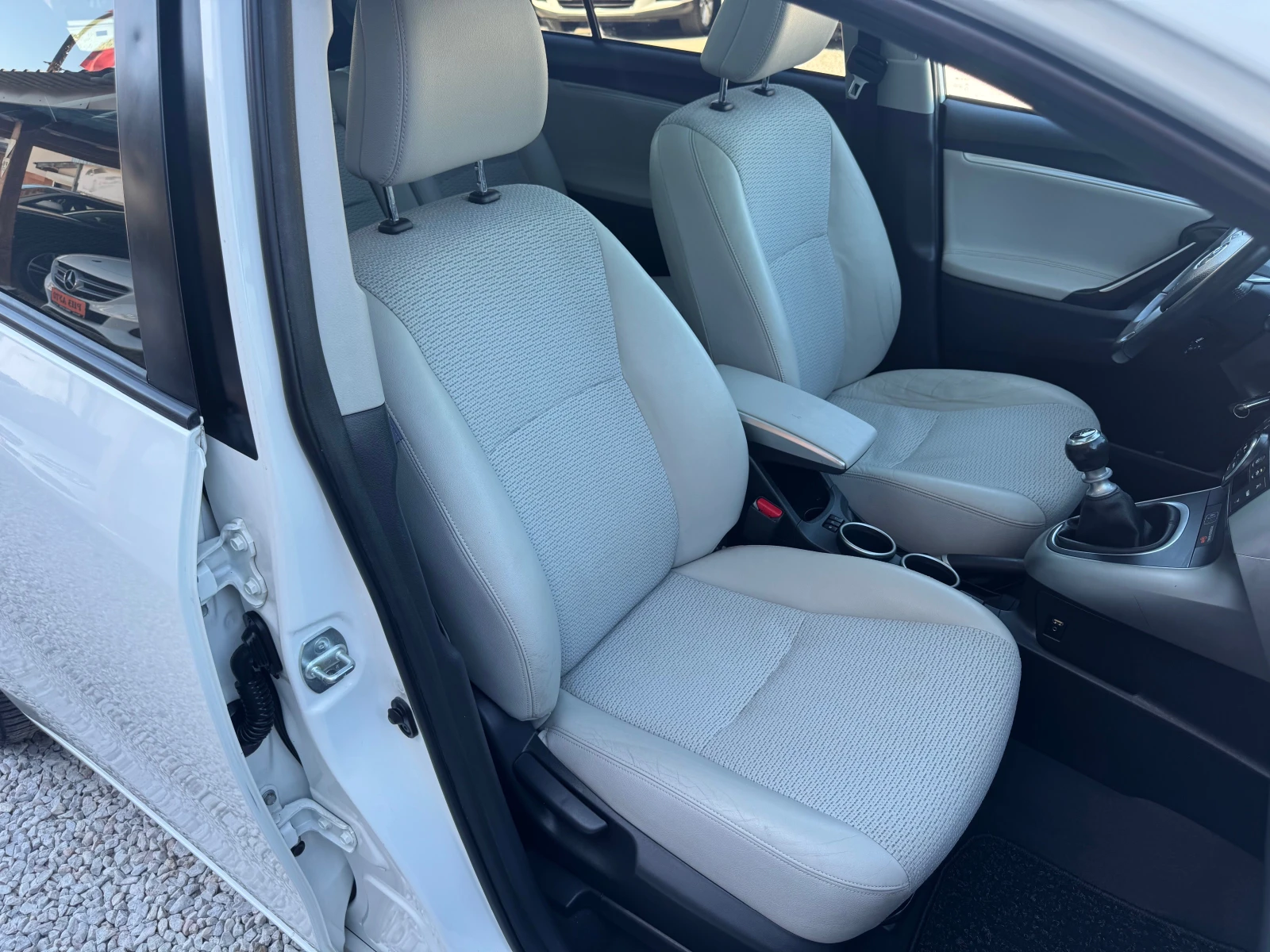 Toyota Verso 1.6D4D* KAMERA* PANORAMA* 6sk* ПЕРЛА* ЛИЗИНГ - изображение 9
