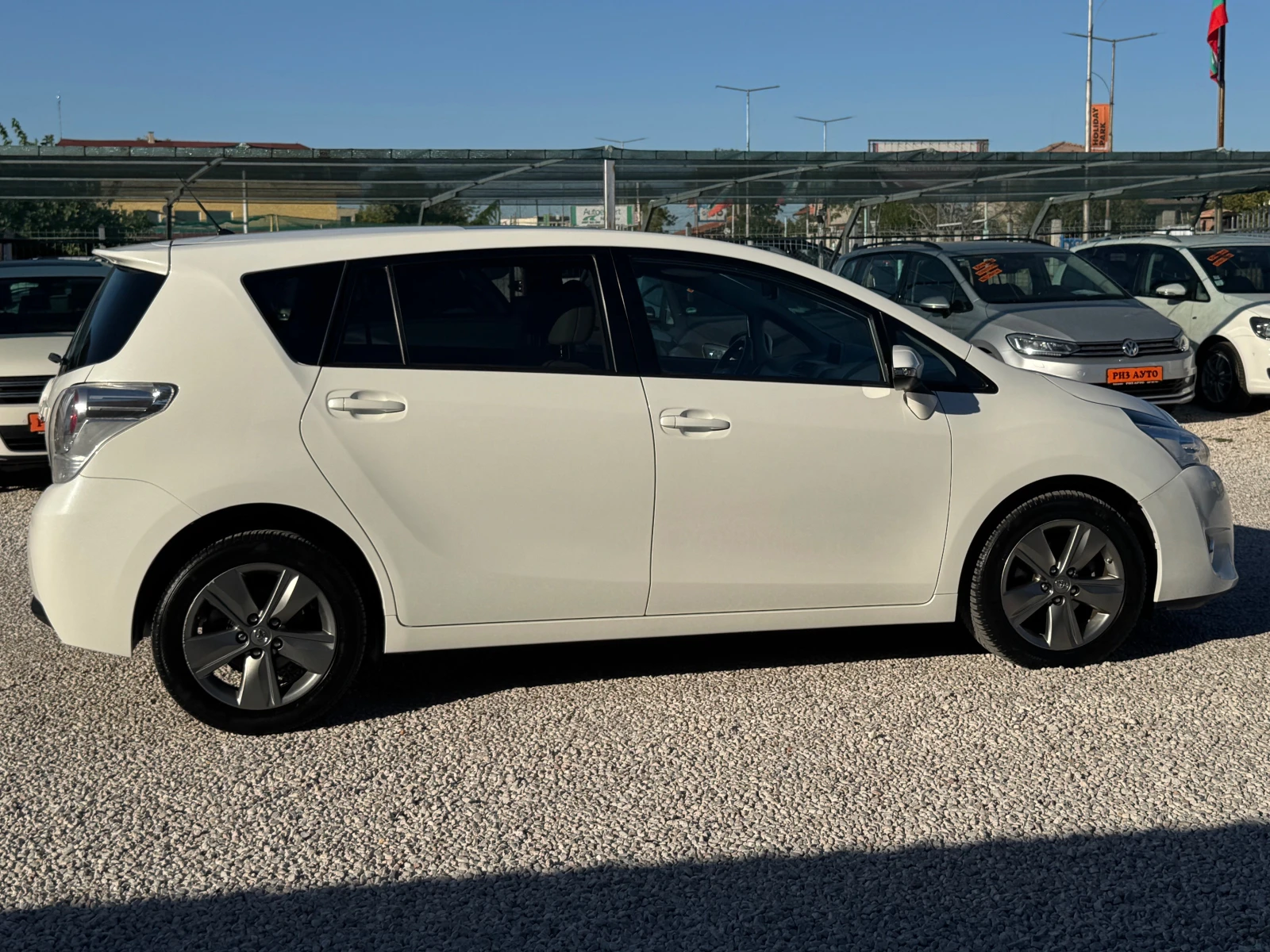 Toyota Verso 1.6D4D* KAMERA* PANORAMA* 6sk* ПЕРЛА* ЛИЗИНГ - изображение 4