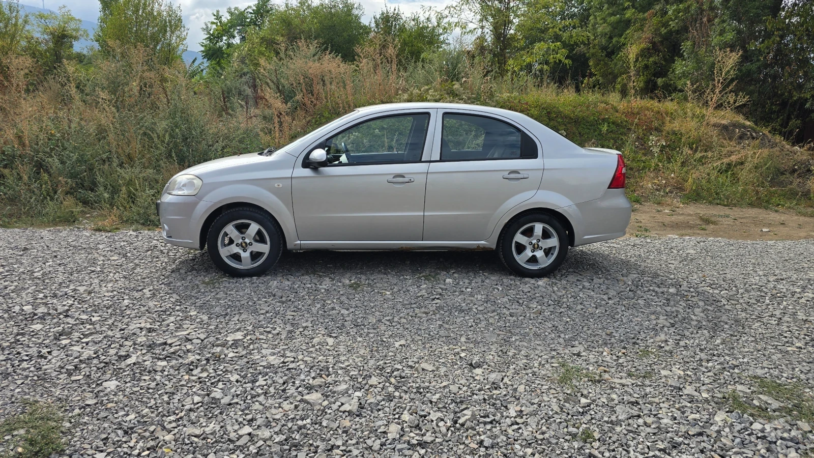 Chevrolet Aveo  - изображение 3