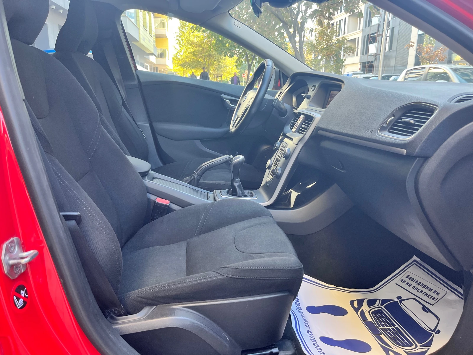 Volvo V40 1.6HDI= Пежо Двигател= 198000км Топ Състояние!!! | Mobile.bg — изображение 12