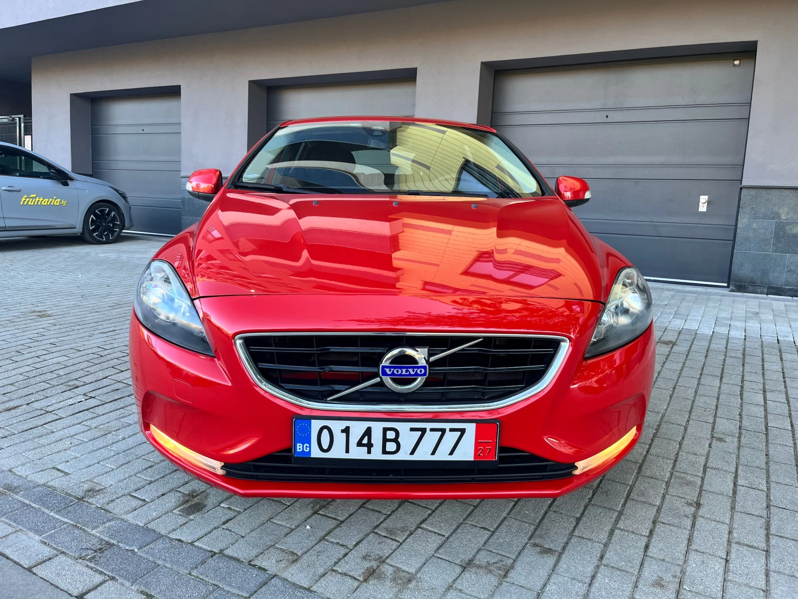 Volvo V40 1.6HDI= Пежо Двигател= 198000км Топ Състояние!!! | Mobile.bg — изображение 1