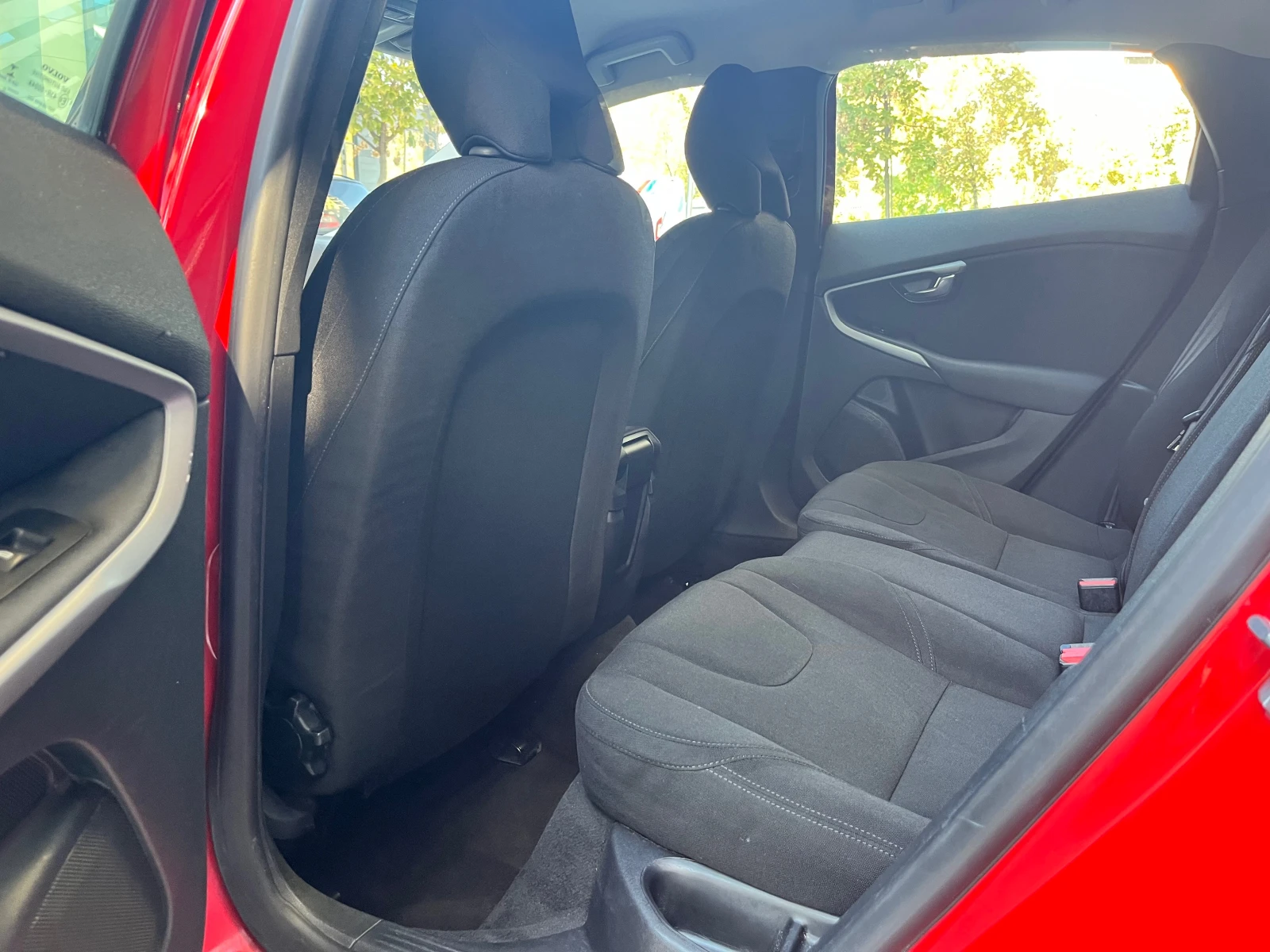 Volvo V40 1.6HDI= Пежо Двигател= 198000км Топ Състояние!!! | Mobile.bg — изображение 14