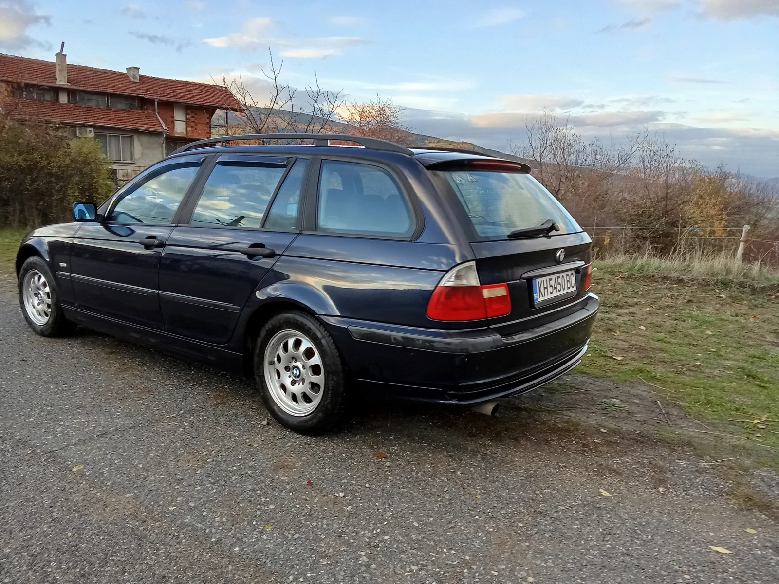 BMW 318  - изображение 5