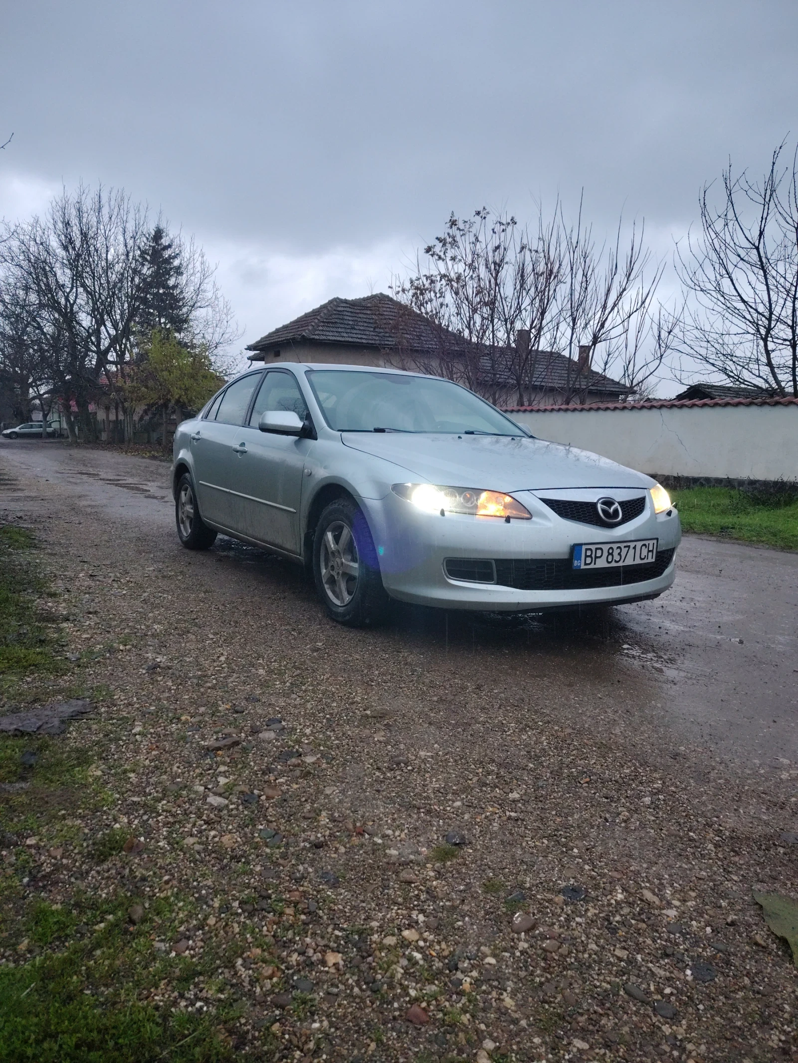 Mazda 6 Хечбек - изображение 2