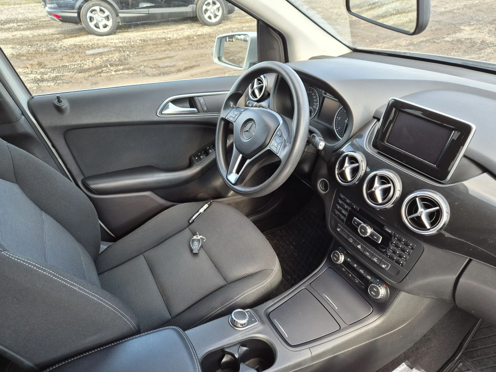 Mercedes-Benz B 200 | Mobile.bg � ����������� 13