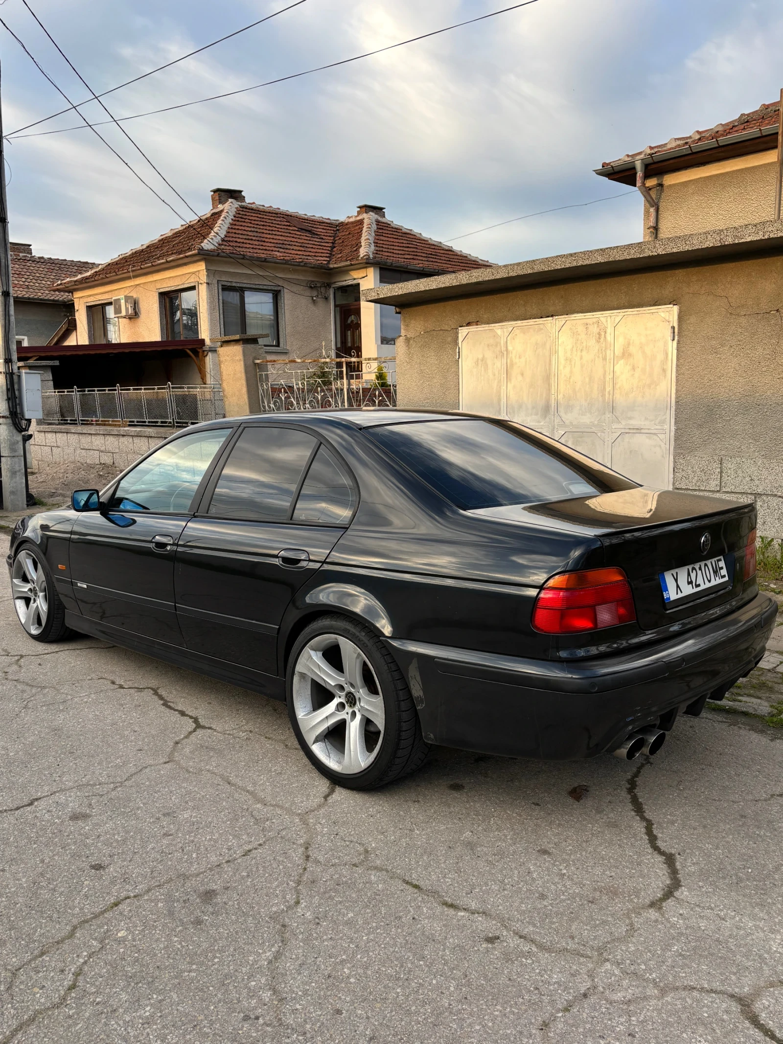 BMW 523, снимка 2 - Автомобили и джипове - 54129350