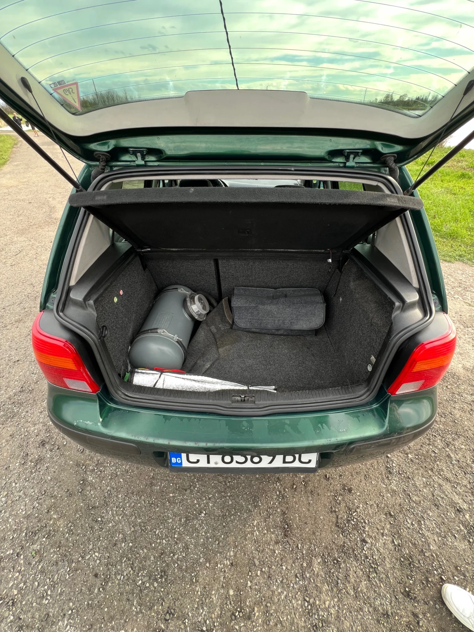 VW Golf 2.0 бензин/газ, снимка 5 - Автомобили и джипове - 54146831