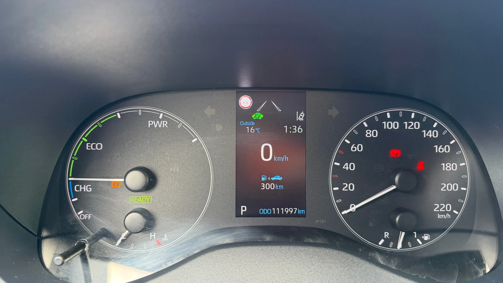 Toyota Yaris 1.5 Hybrid, снимка 14 - Автомобили и джипове - 54149408