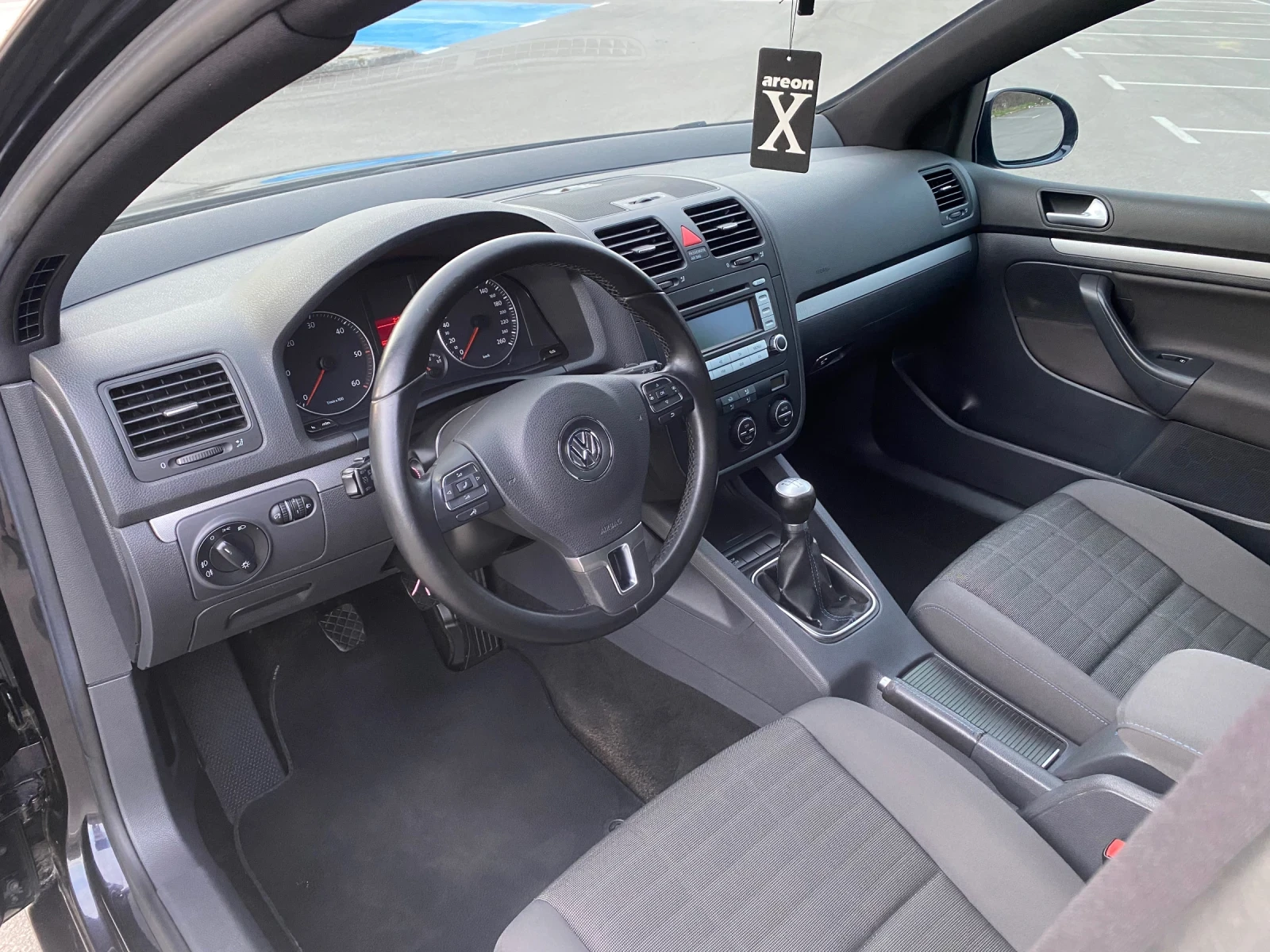 VW Golf, снимка 8 - Автомобили и джипове - 54165142