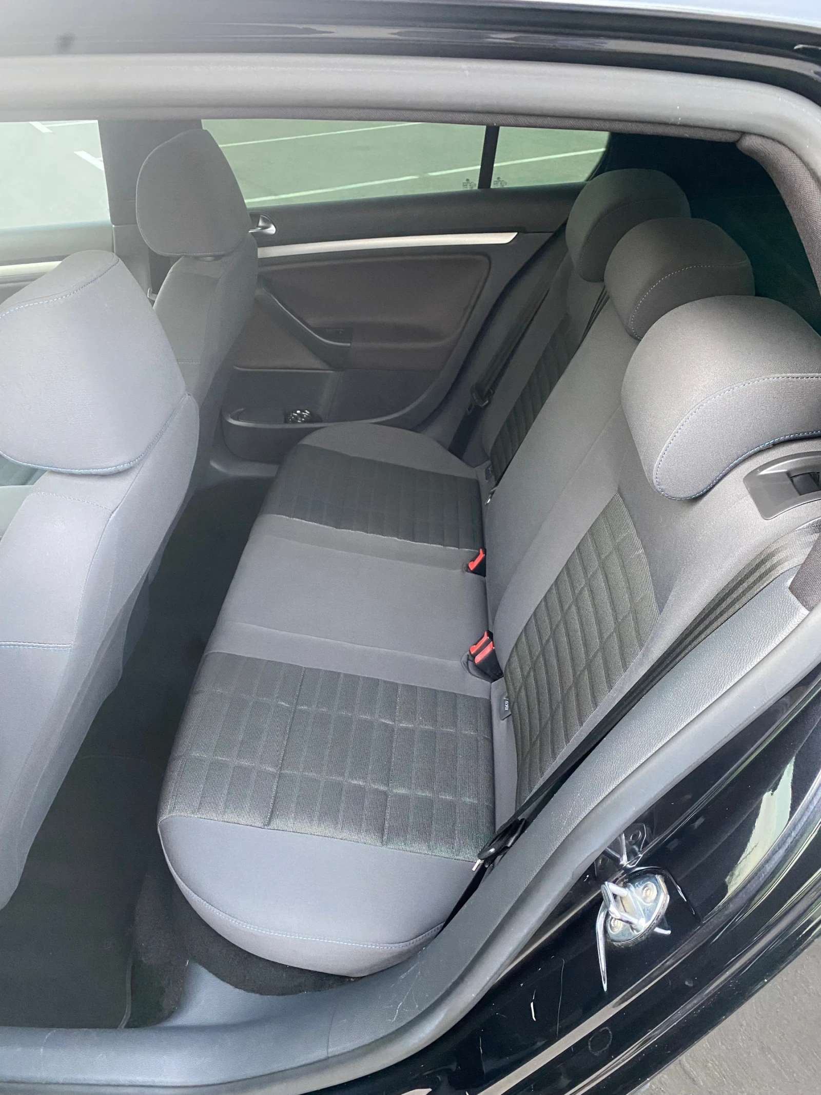 VW Golf, снимка 13 - Автомобили и джипове - 54165142