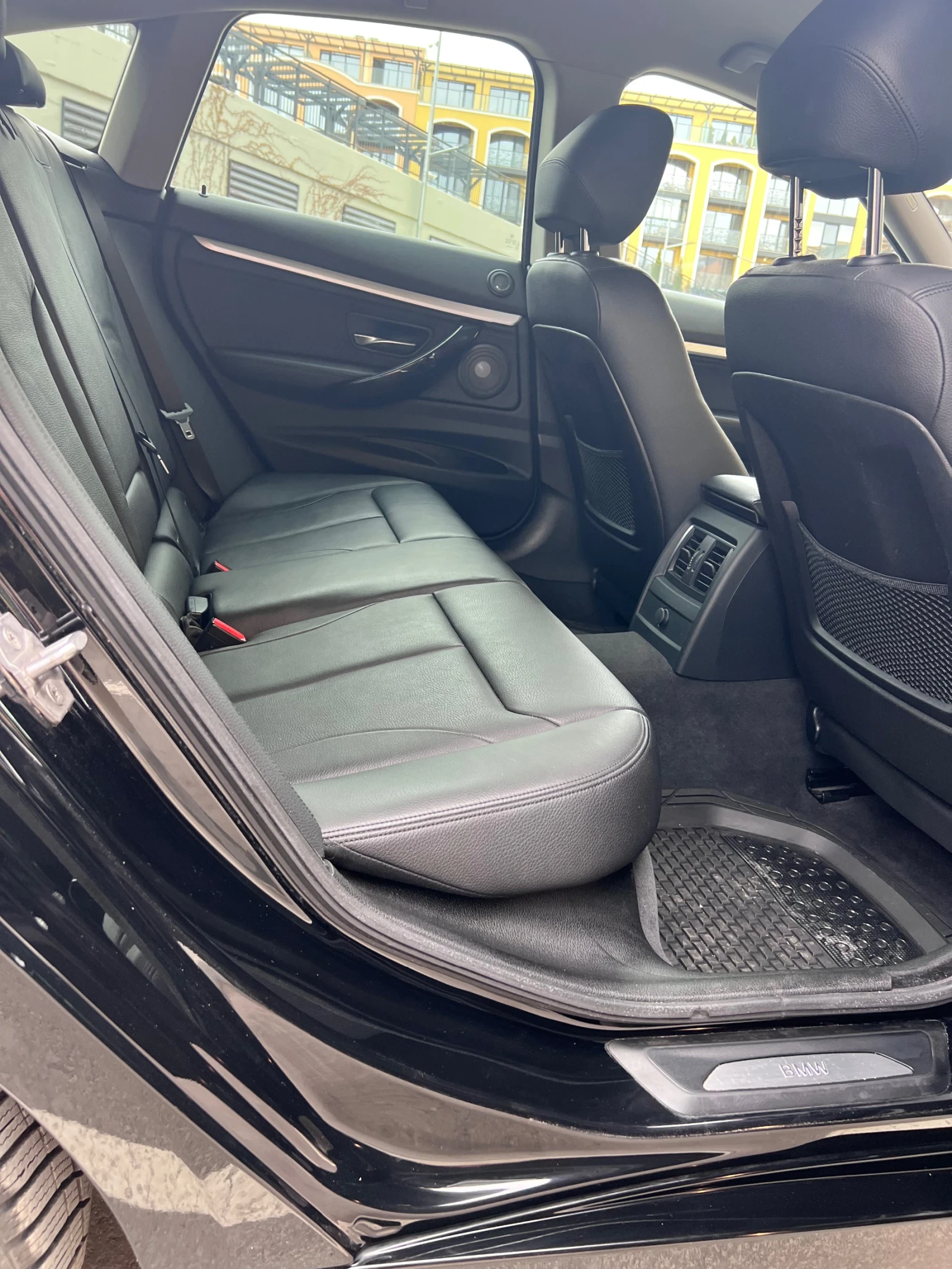 BMW 3gt 320d Gran Turismo, снимка 10 - Автомобили и джипове - 54346420