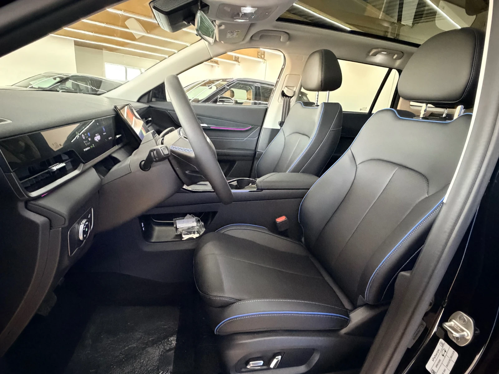 Jaecoo 5 JAECOO 5 EV 61 Kwh, снимка 10 - Автомобили и джипове - 54691397