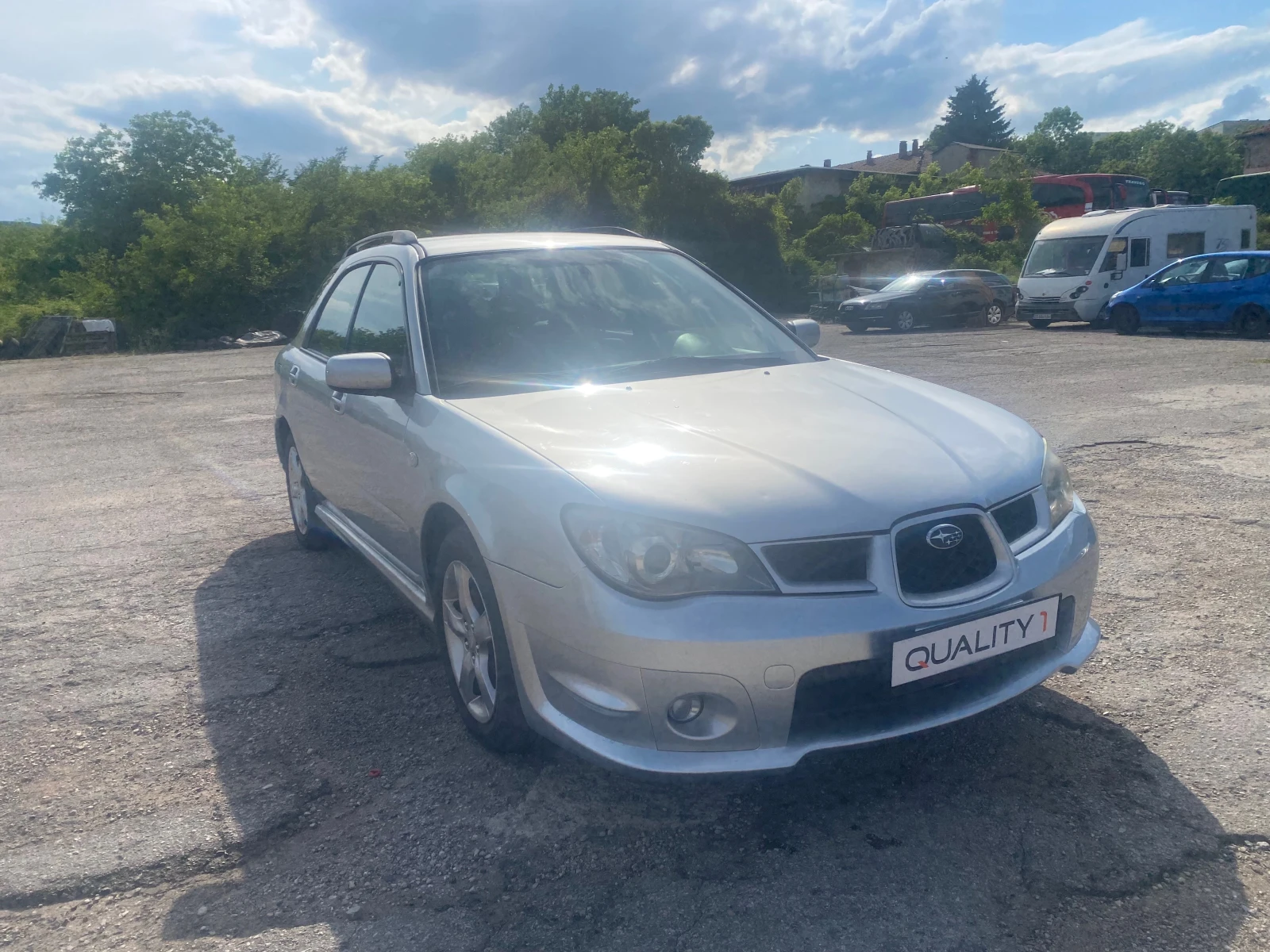 Subaru Impreza 2.0 Автомат, снимка 2 - Автомобили и джипове - 54767378