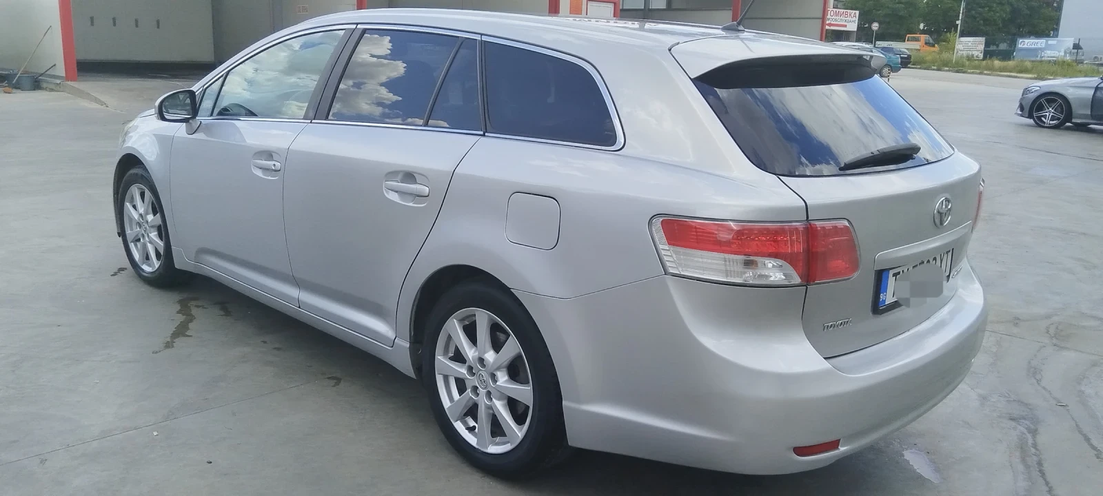 Toyota Avensis, снимка 3 - Автомобили и джипове - 55189230