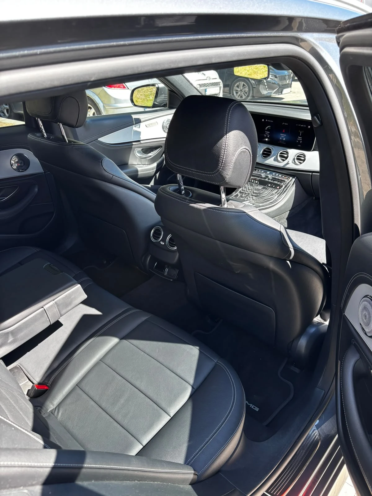 Mercedes-Benz E 300, снимка 4 - Автомобили и джипове - 56005974