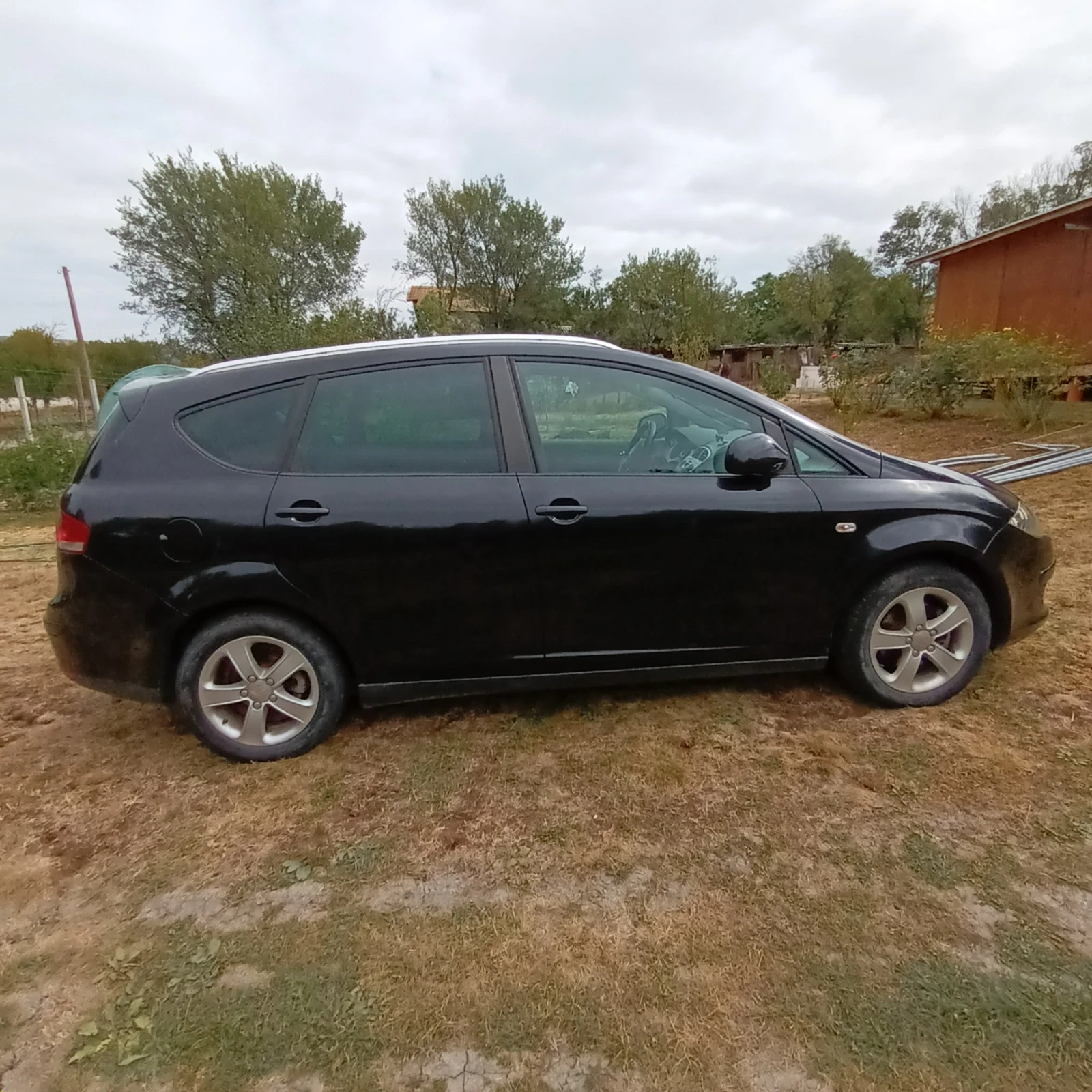 Seat Altea XL, снимка 4 - Автомобили и джипове - 56082181