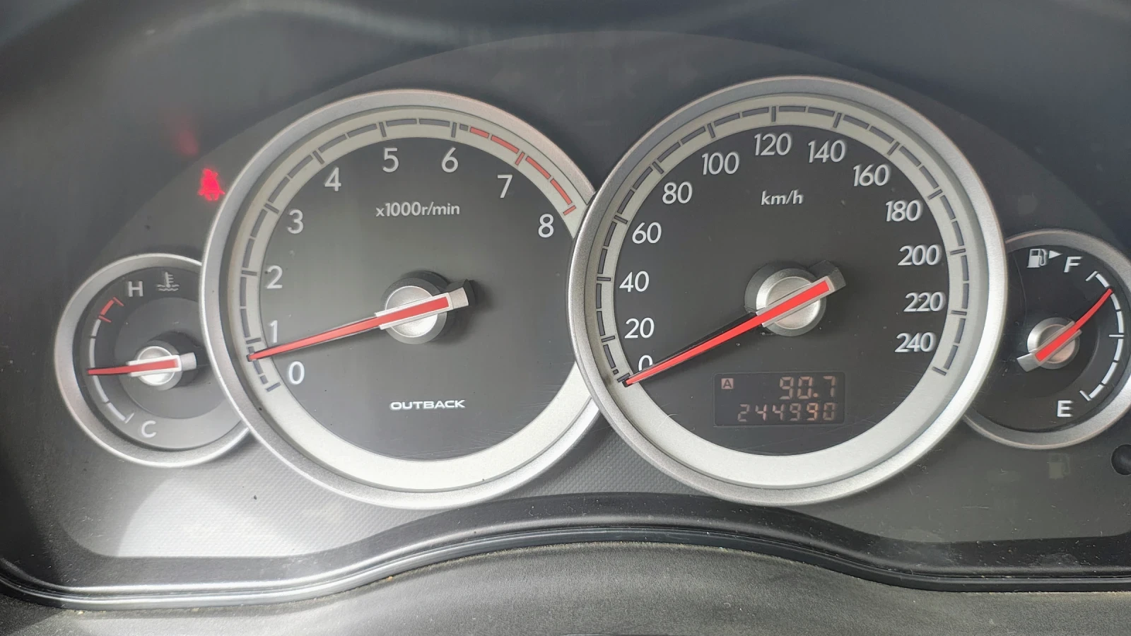 Subaru Outback 2.5, снимка 5 - Автомобили и джипове - 56230007