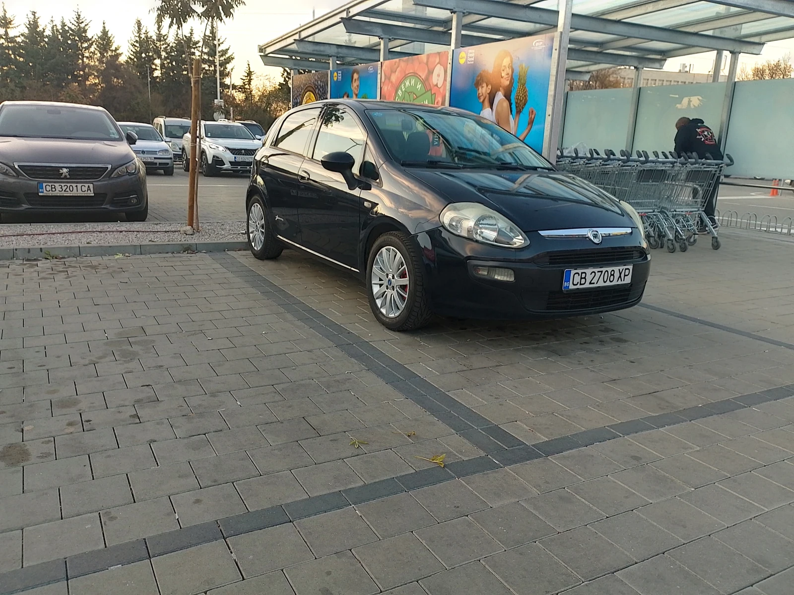 Fiat Punto 1.3 Multijet EVO, снимка 7 - Автомобили и джипове - 56261107