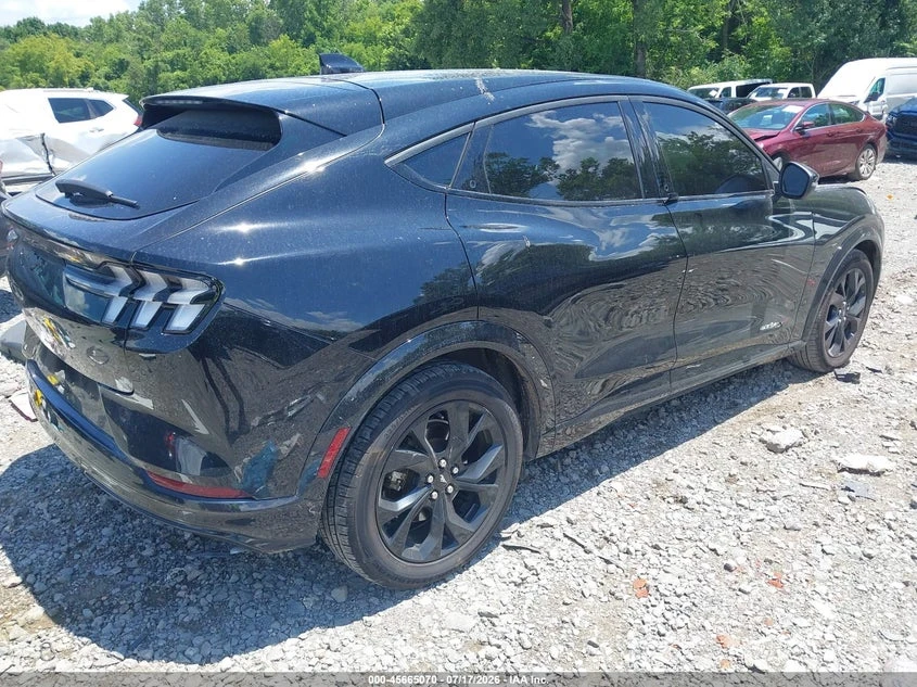 Ford Mustang Mach-E Premium, снимка 4 - Автомобили и джипове - 56484931