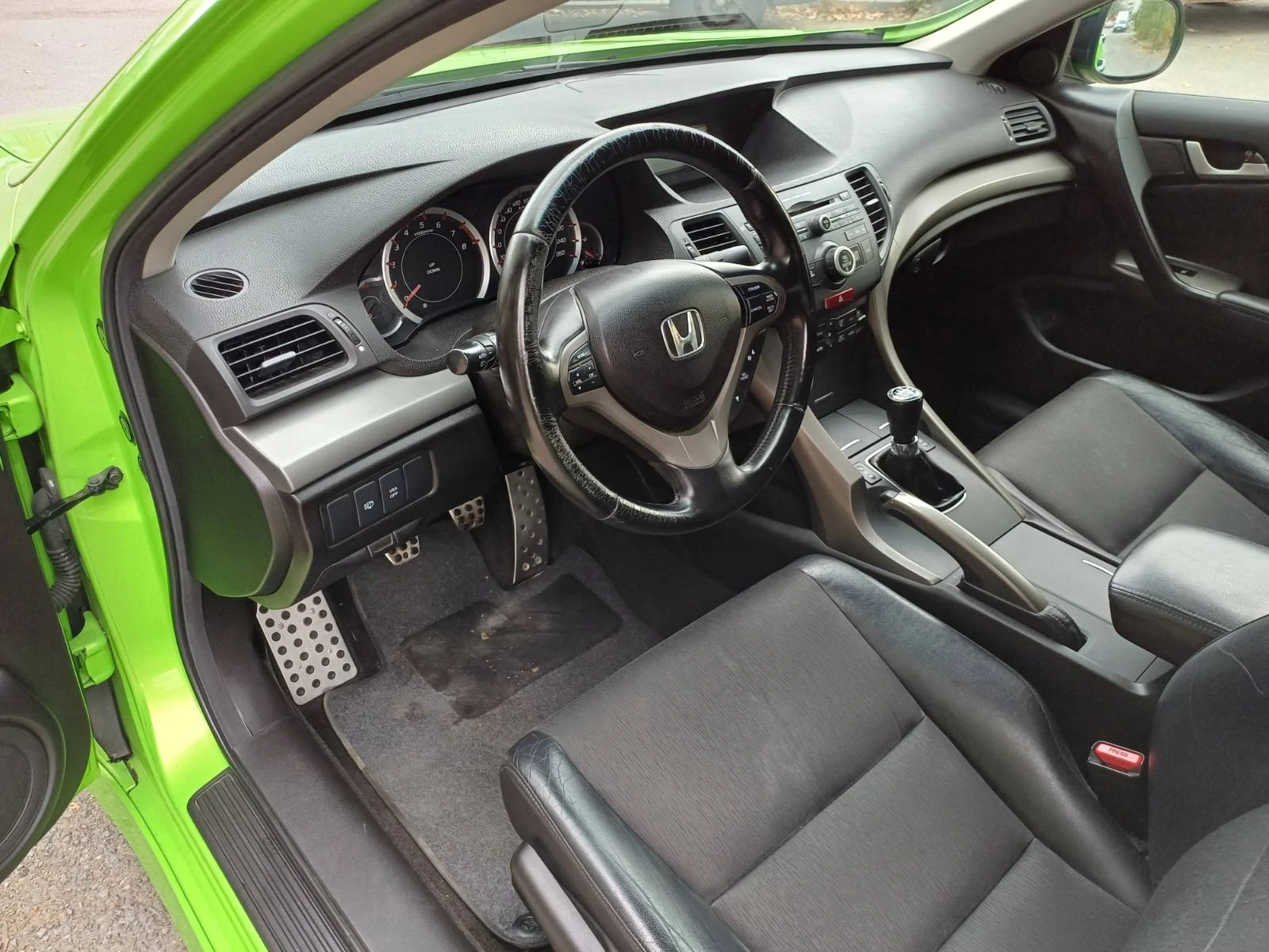 Honda Accord 2.4i Type S Edition, снимка 11 - Автомобили и джипове - 56621082