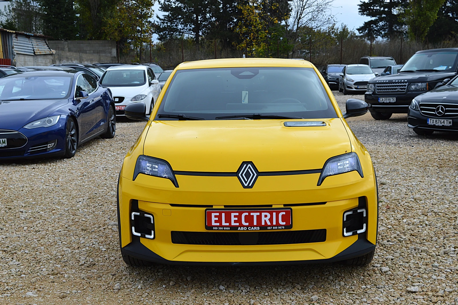 Renault 5 E-Tech 52kWh 14000KM, снимка 2 - Автомобили и джипове - 56747163