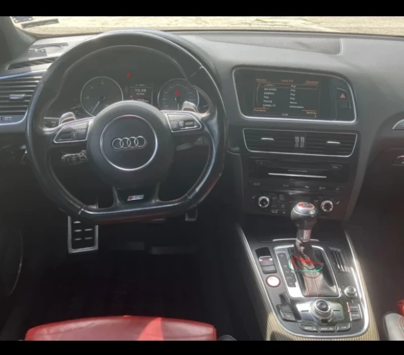 Audi SQ5, снимка 8 - Автомобили и джипове - 48740932