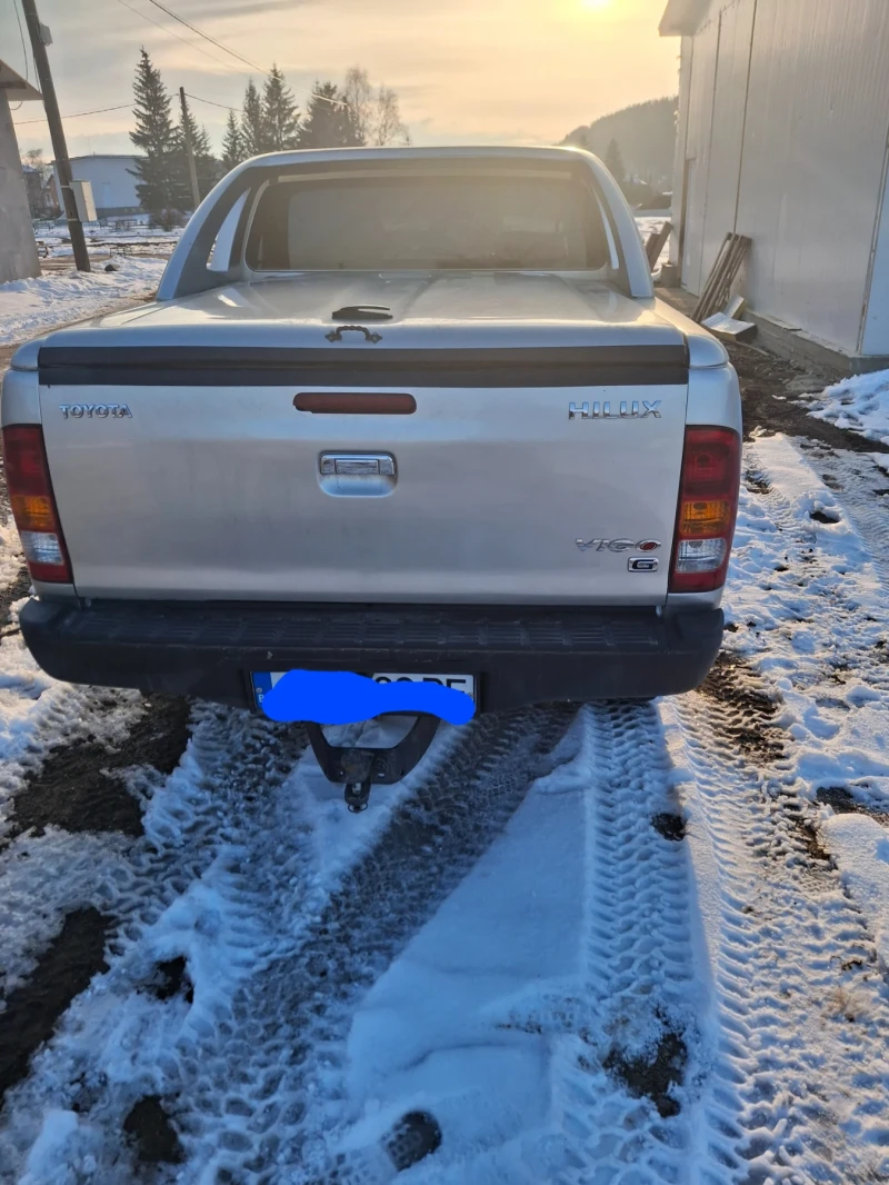 Toyota Hilux, снимка 8 - Автомобили и джипове - 49259367