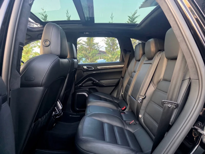 Porsche Cayenne TURBO S FULL GTS LINE ПАНОРАМА ЛИЗИНГ 100%, снимка 16 - Автомобили и джипове - 51313840