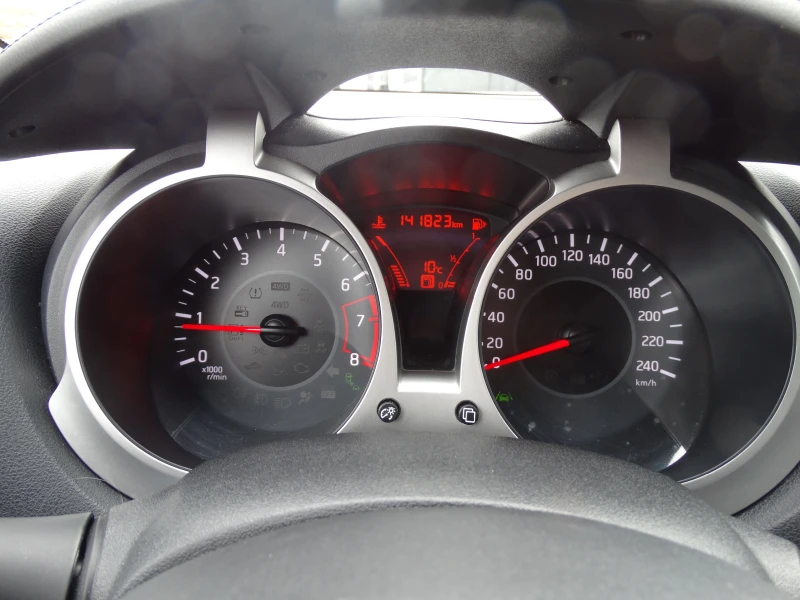 Nissan Juke 1.2 FACELIFT-KEYLESS-CAMERA KSENON, снимка 13 - Автомобили и джипове - 52412586