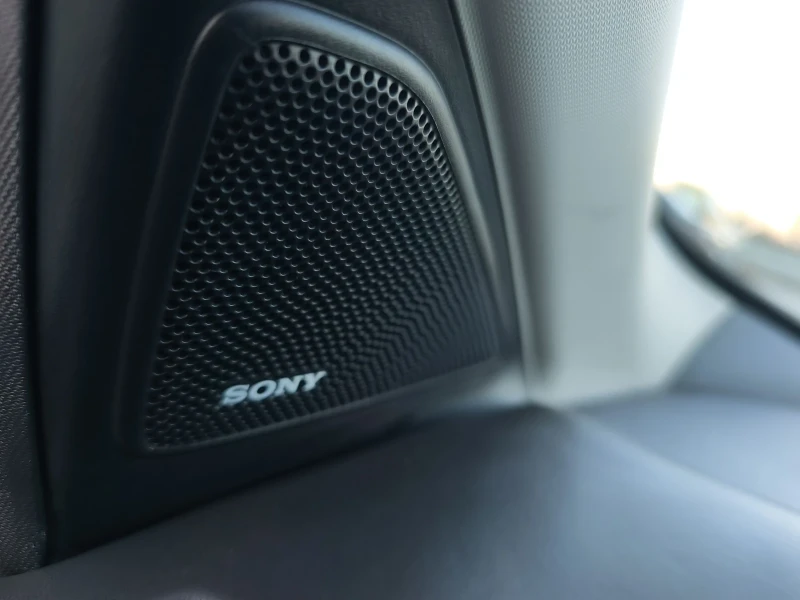 Ford Kuga 2.0TDCI 4X4 VIGNALE FULL SERVICE NEW !!!, снимка 9 - Автомобили и джипове - 52913590